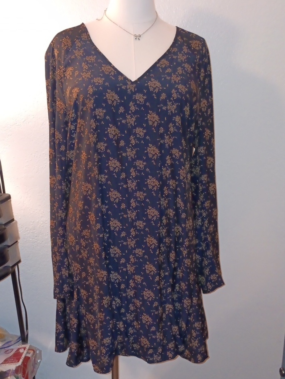 Universal Thread Navy and Gold Floral V-Neck Long Sleeve Dress